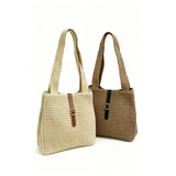 Simple and practical leather buckle woven shoulder bag; versatile straw tote bag for summer vacations.