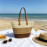Gradient straw tote bag, fresh and retro style, unique design, large capacity, perfect for beach vacations and commuting, single shoulder straw bag.